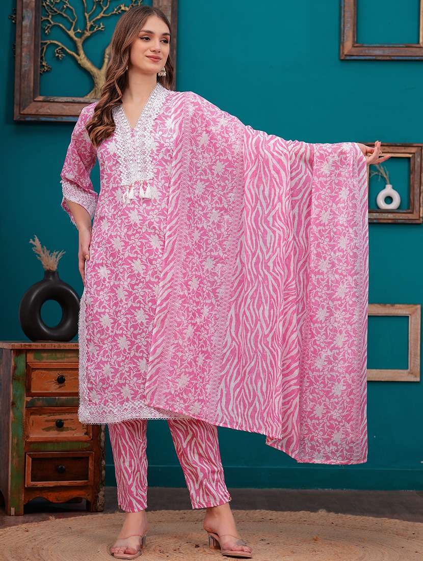 women three quarter sleeve suit set