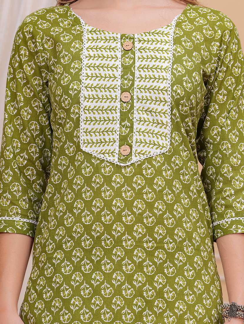 women floral kurta pant set with dupatta - 21680435 - Standard Image - 3