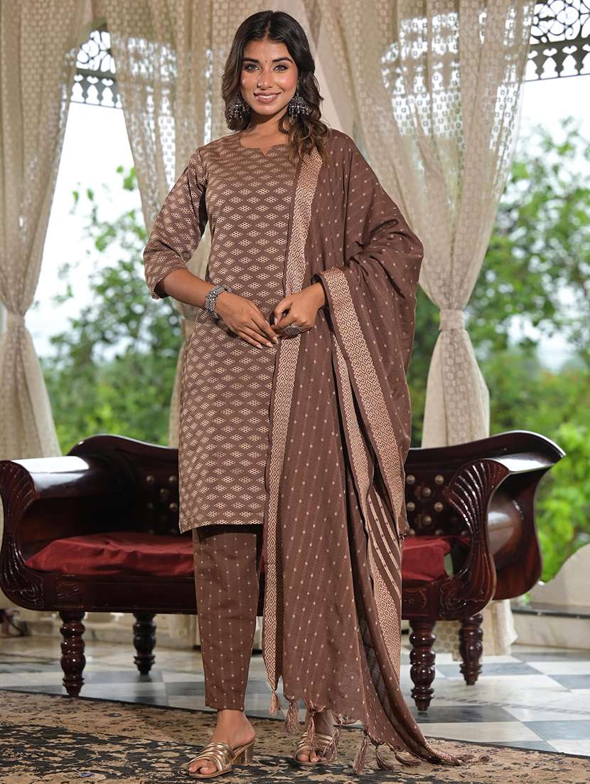women geometric printed kurta pant set with dupatta - 21680493 -  Zoom Image - 0