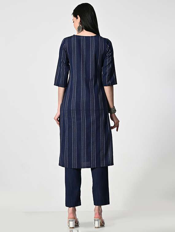 women three quarter sleeve kurta pant with dupatta set - 21681189 - Standard Image - 3