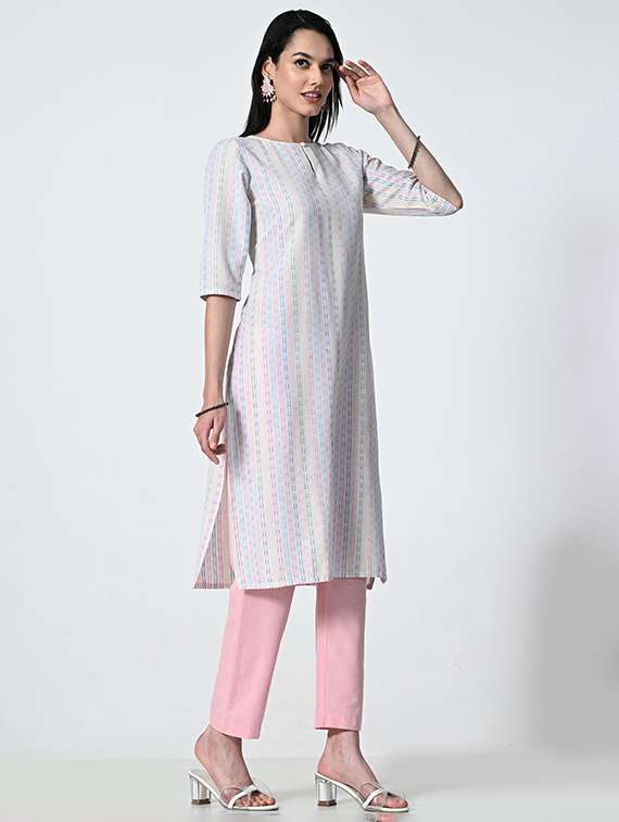 women self design three quarter sleeve straight kurta - 21681368 - Standard Image - 3