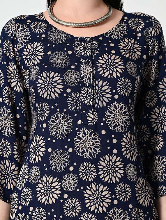 women navy blue three quarter sleeve straight kurta - 21681373 -  Standard Image - 5