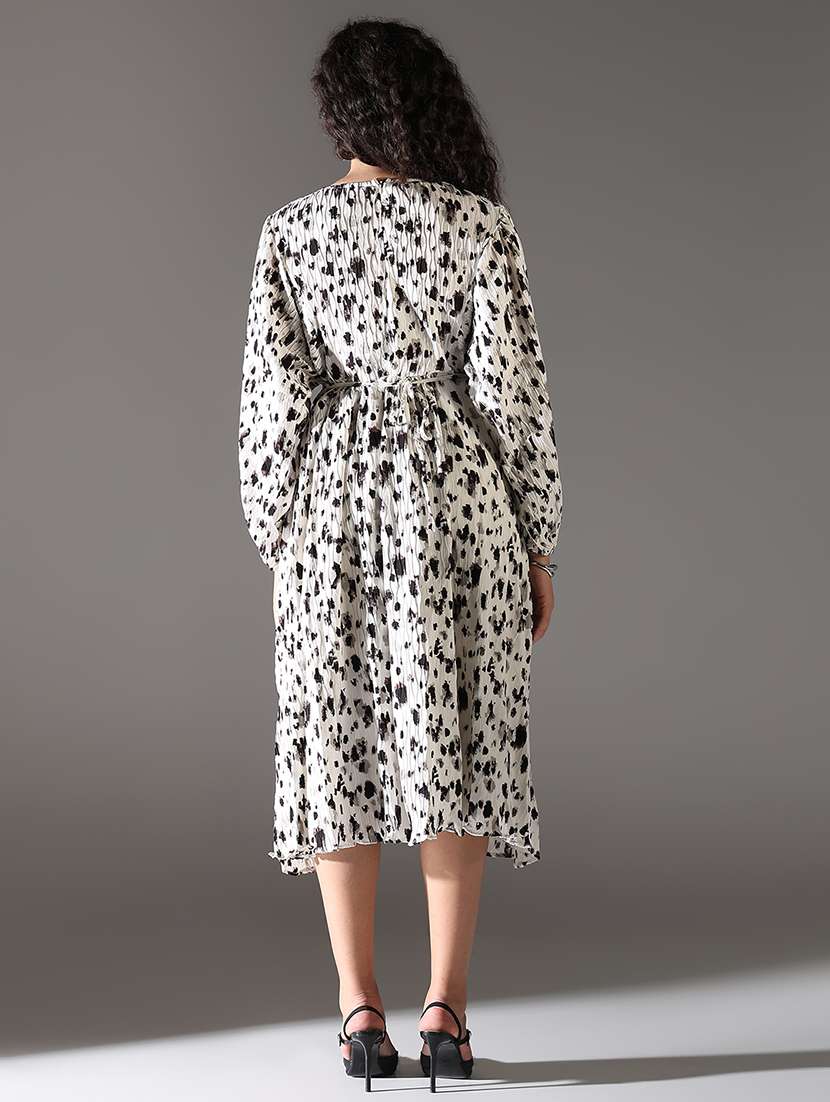 women printed batwing sleeve fit & flare dress - 21682122 -  Standard Image - 3