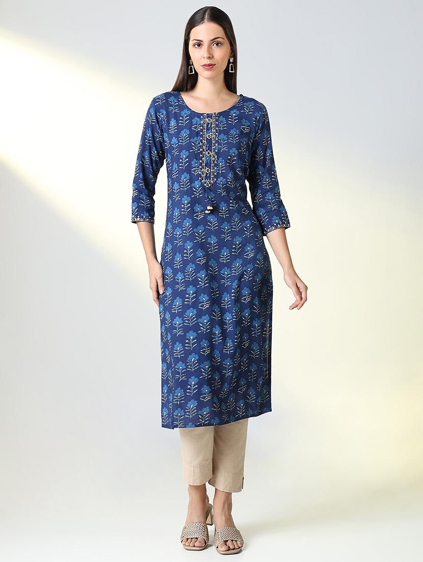 women blue floral round neck straight kurta - 21682138 -  Zoom Image - 0
