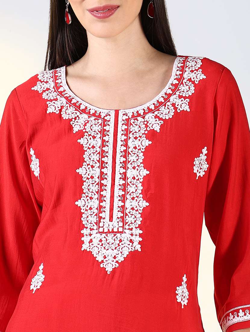 women embroidered kurta pant set with dupatta - 21682165 -  Standard Image - 5