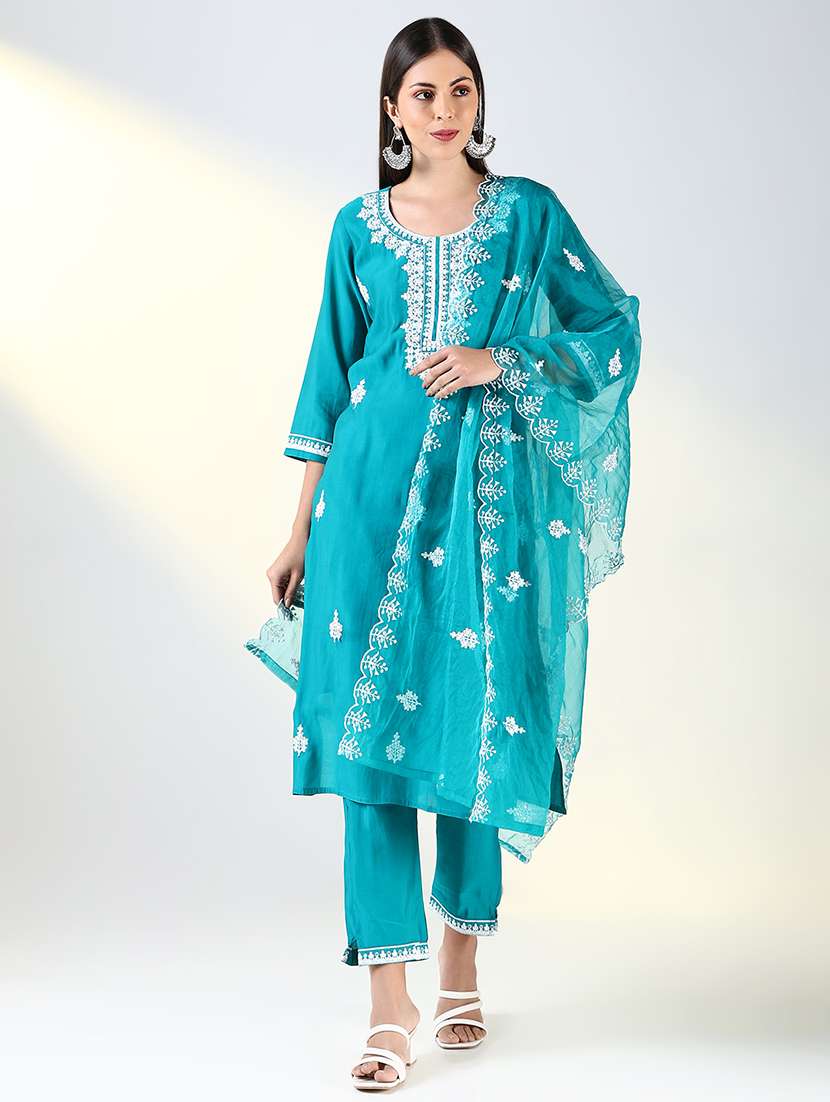 women embroidered kurta pant set with dupatta - 21682166 -  Zoom Image - 0