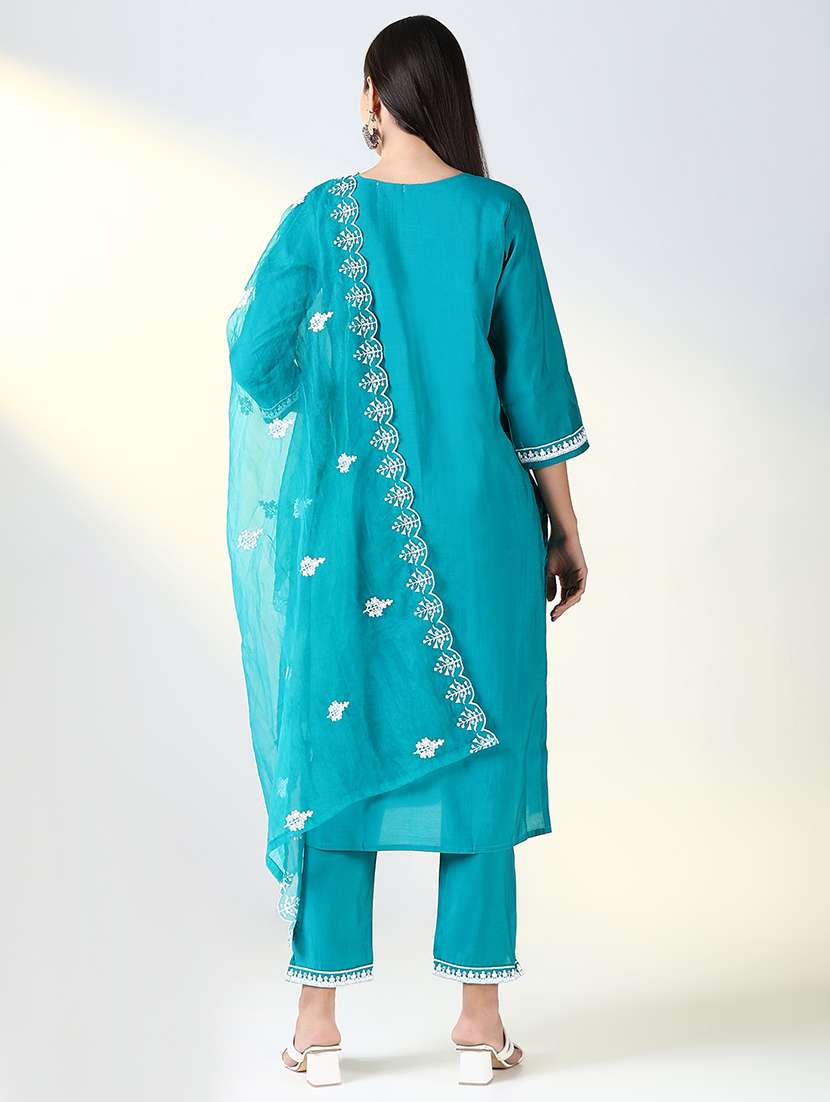 women embroidered kurta pant set with dupatta - 21682166 -  Standard Image - 3