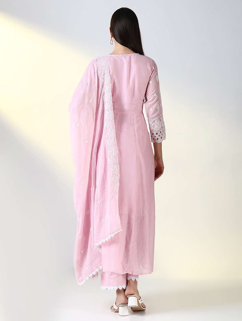 women embroidered kurta pant set with dupatta - 21682203 -  Standard Image - 3