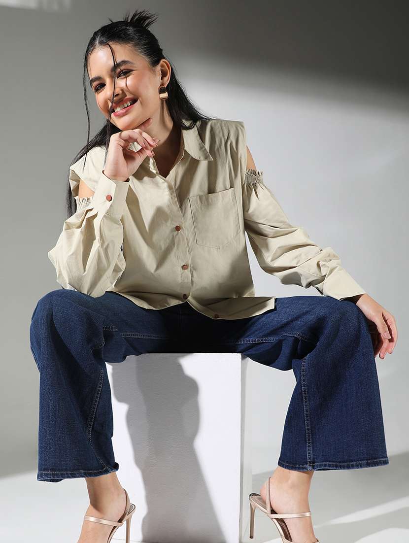 women solid spread collar neck shirt - 21682210 -  Standard Image - 3