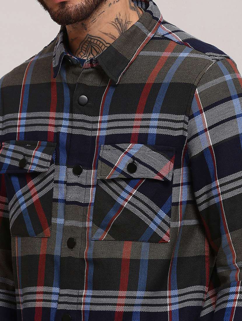 men long sleeves checkered casual shirt - 21682351 -  Standard Image - 5