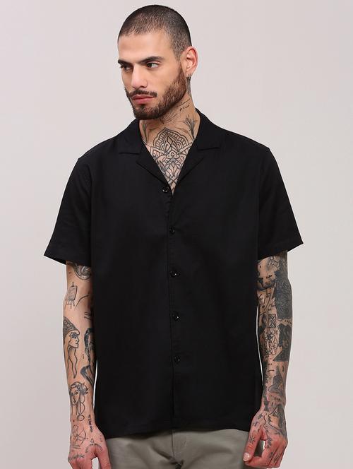 men short sleeves solid casual shirt - 21682384 -  Standard Image - 0