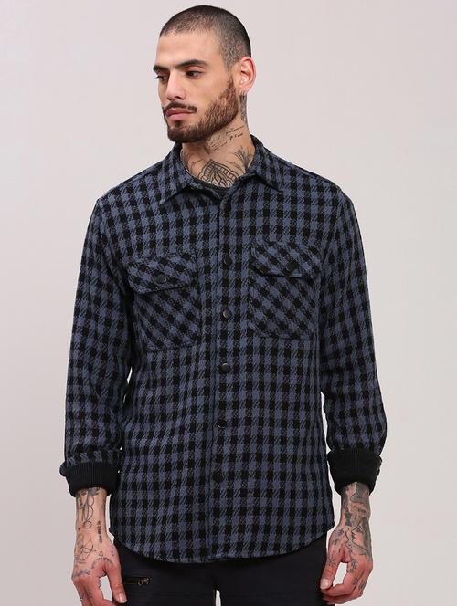 men long sleeves checkered casual shirt - 21682388 - Standard Image - 0