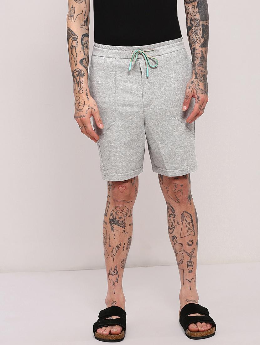 men mid rise solid shorts - 21682396 -  Zoom Image - 0