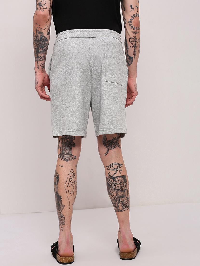 men mid rise solid shorts - 21682396 - Standard Image - 3