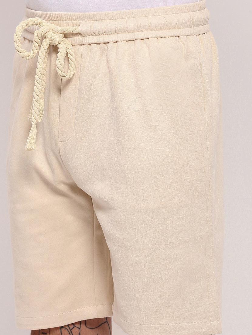 men mid rise solid shorts - 21682399 - Standard Image - 5