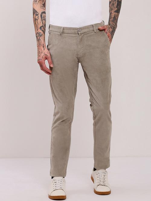 men low rise solid chinos - 21682450 -  Standard Image - 0