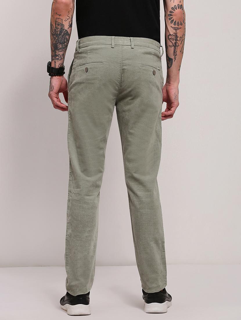 men low rise solid chinos - 21682451 - Standard Image - 3