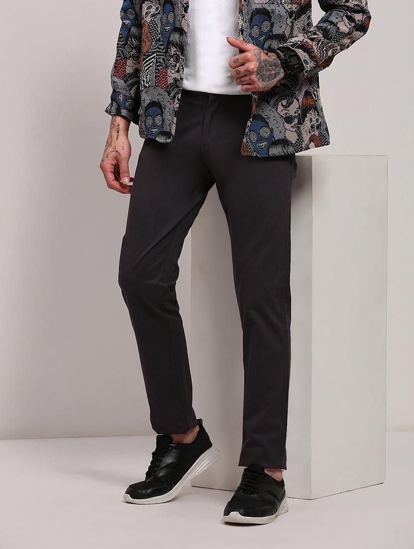 men low rise solid chinos - 21682460 - Standard Image - 3