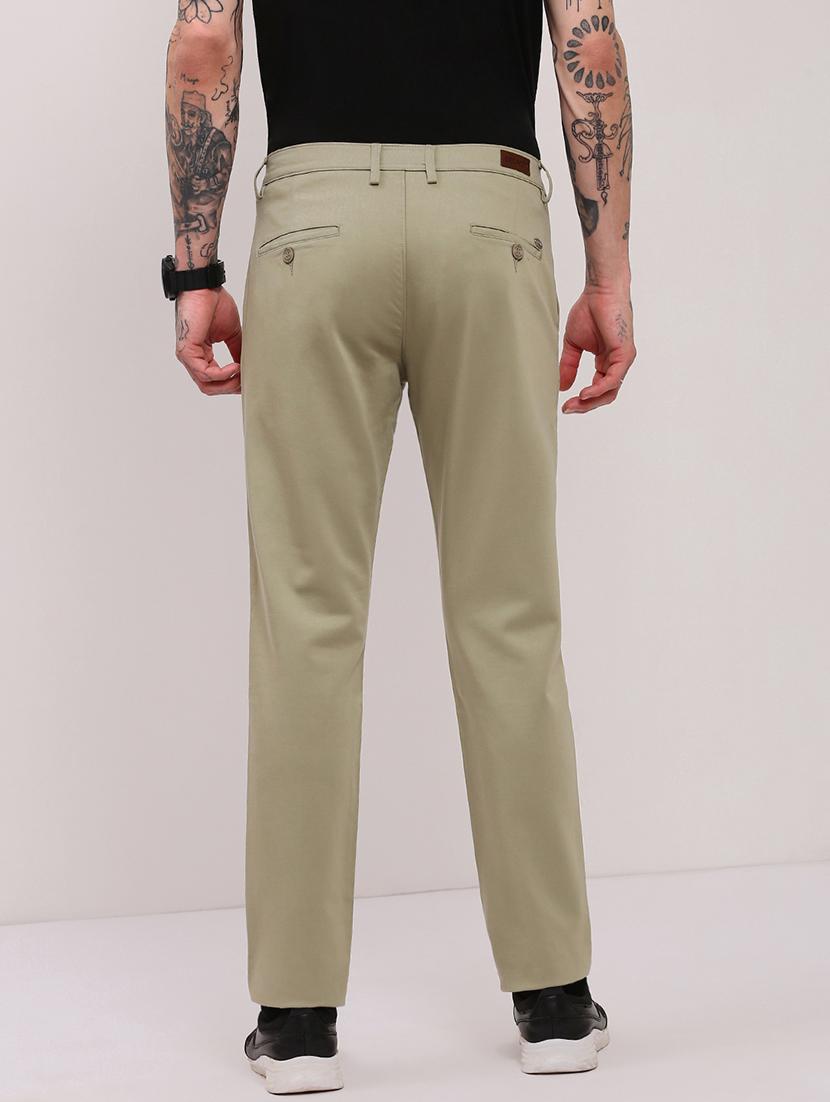 men low rise solid chinos - 21682465 - Standard Image - 3