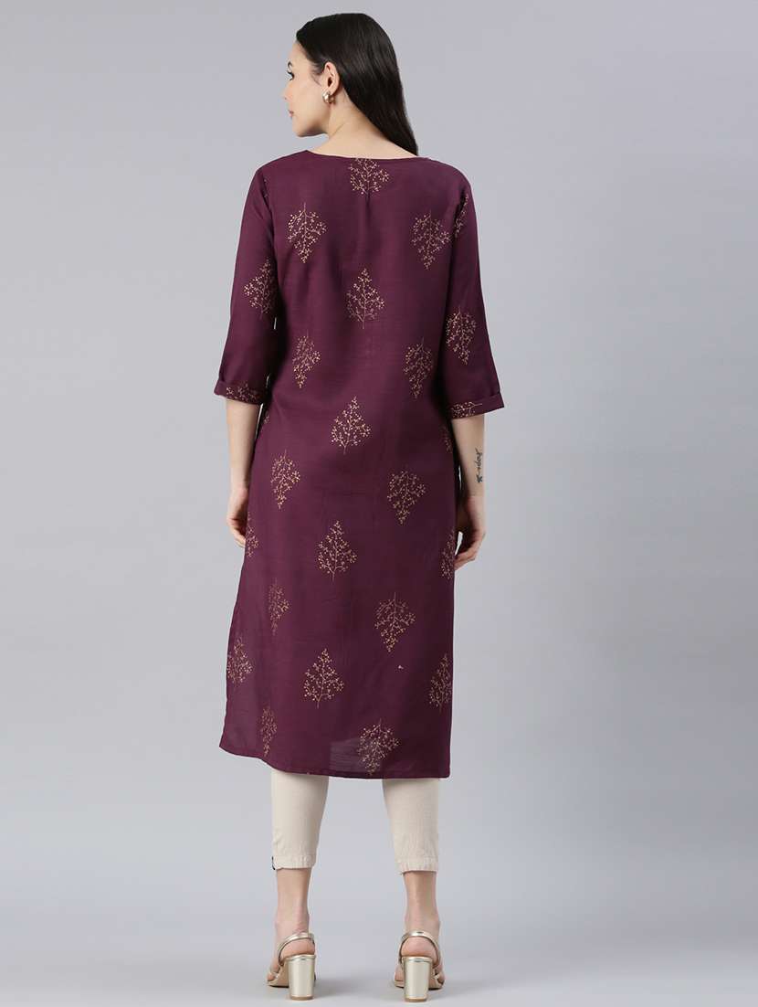 men notch neck foil printed straight kurta - 21682679 - Standard Image - 3