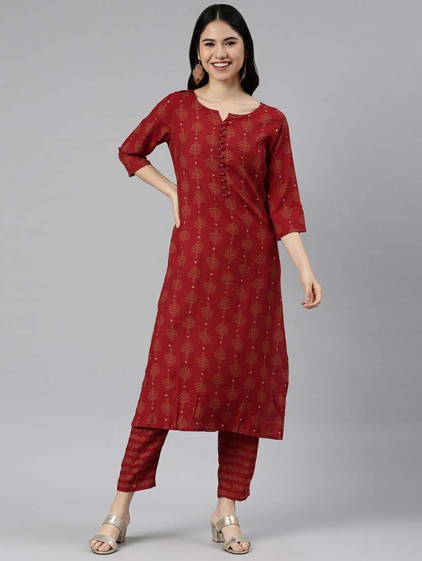 women printed notch neck kurta pant set