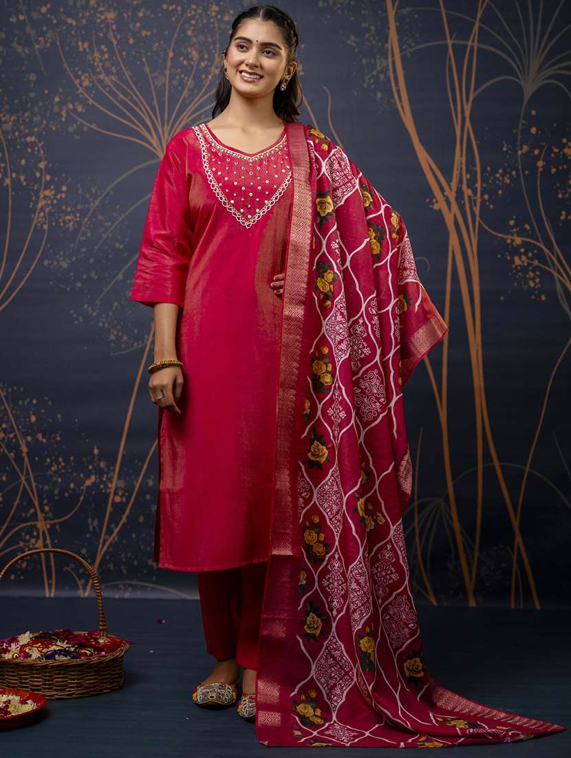 women three quarter sleeve kurta pant with dupatta set - 21684124 - Zoom Image - 0