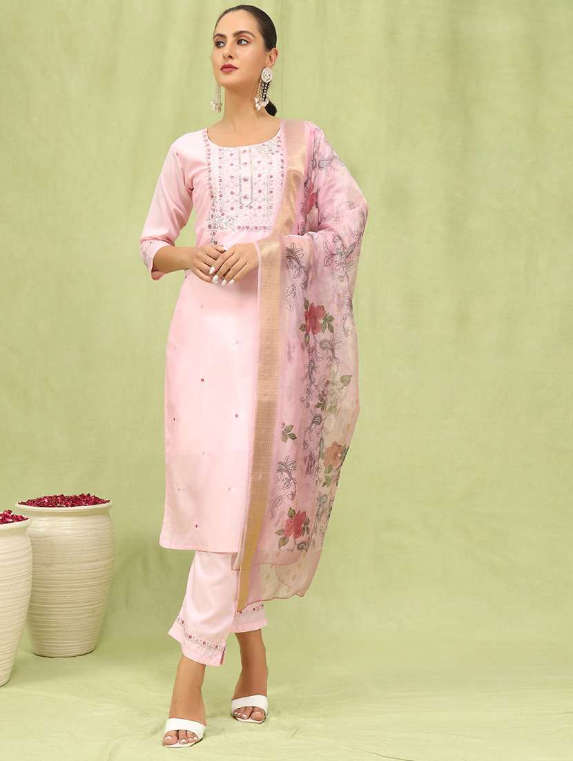 women three quarter sleeve kurta pant with dupatta set - 21684166 -  Zoom Image - 0