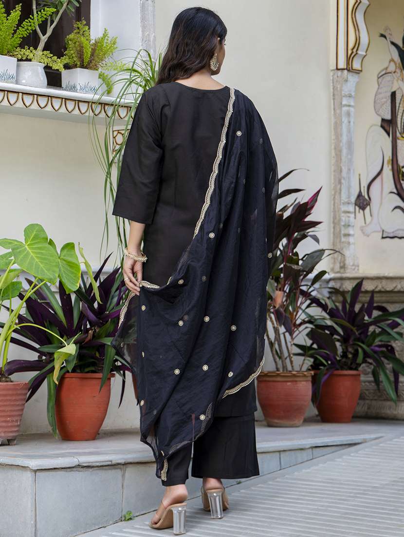 women three quarter sleeve kurta pant with dupatta set - 21684179 -  Standard Image - 3