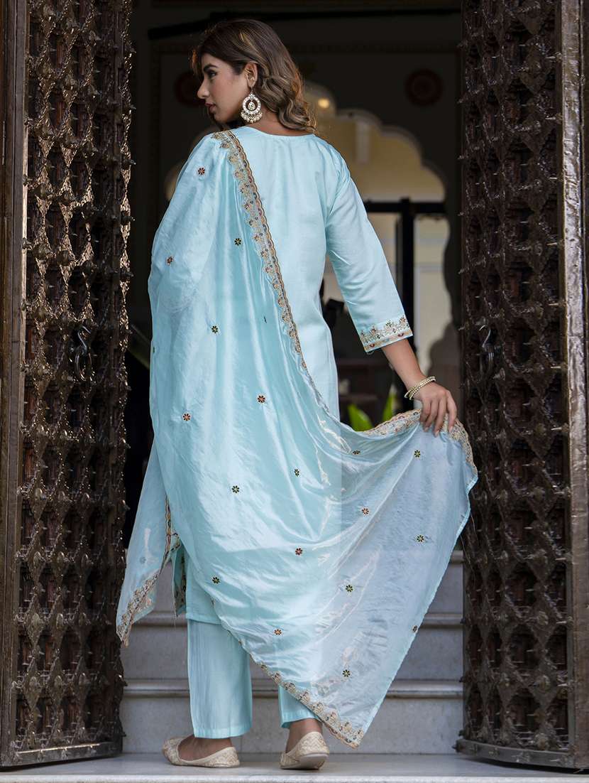 women three quarter sleeve kurta pant with dupatta set - 21684190 -  Standard Image - 3