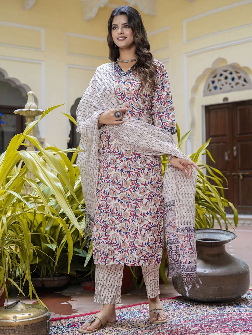 women three quarter sleeve kurta pant with dupatta set