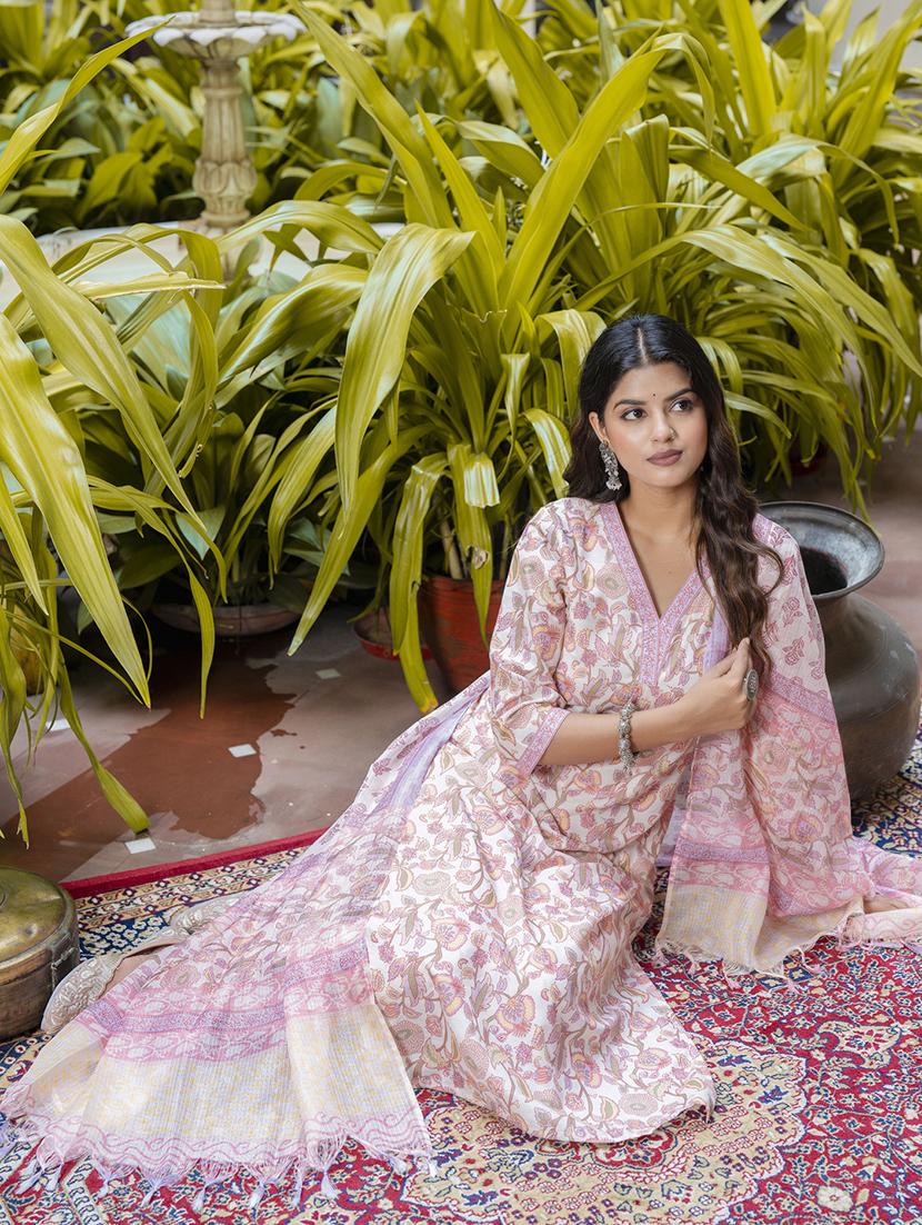 women printed kurta pant set with dupatta - 21684222 - Standard Image - 3