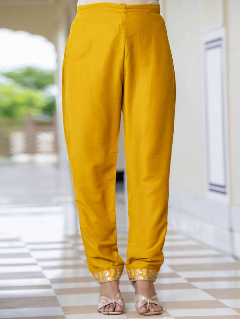 women three quarter sleeve kurta pant with dupatta set - 21684224 - Standard Image - 3
