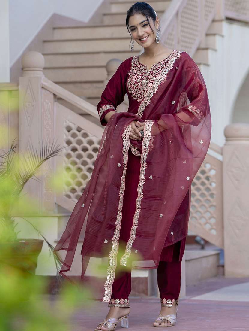 women three quarter sleeve kurta pant with dupatta set - 21684226 - Standard Image - 3