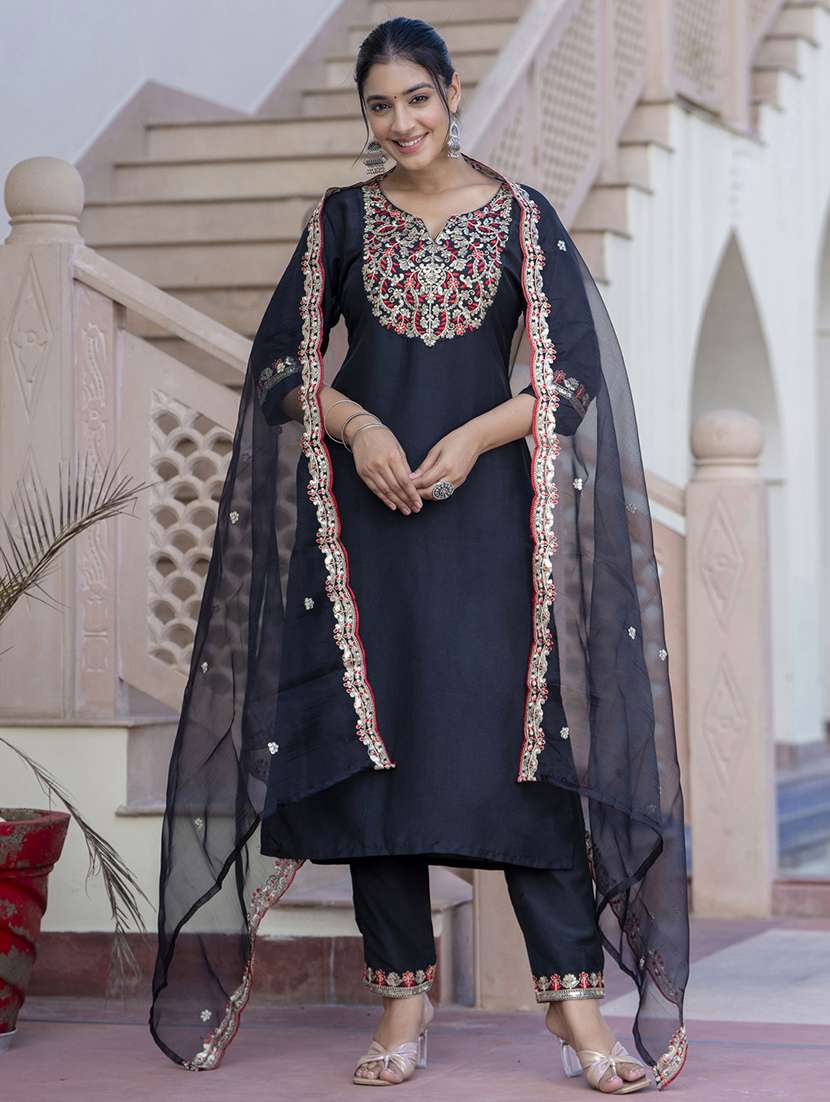 women three quarter sleeve kurta pant with dupatta set - 21684227 -  Zoom Image - 0