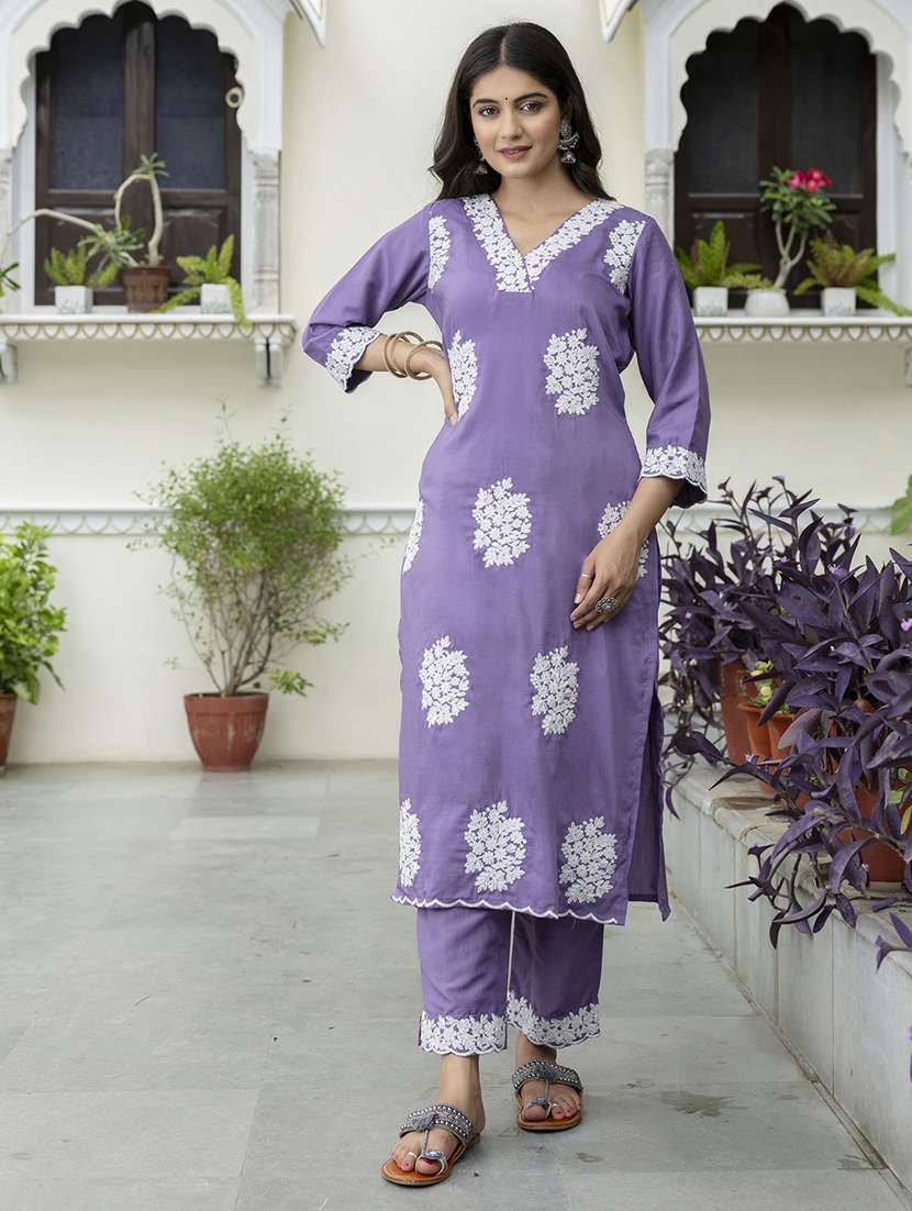 women embroidered three quarter sleeve kurta pant set - 21684233 - Zoom Image - 0