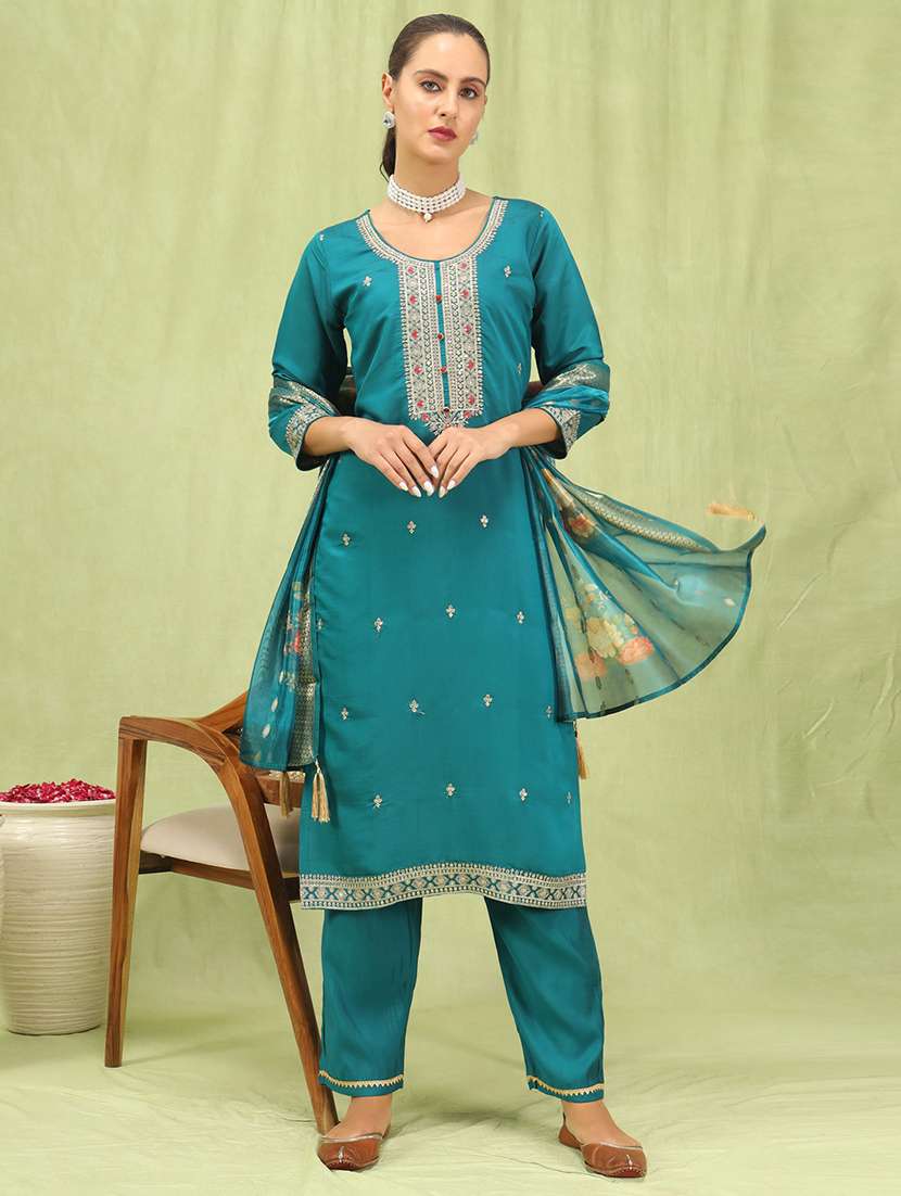 women three quarter sleeve kurta pant with dupatta set - 21684263 - Zoom Image - 0