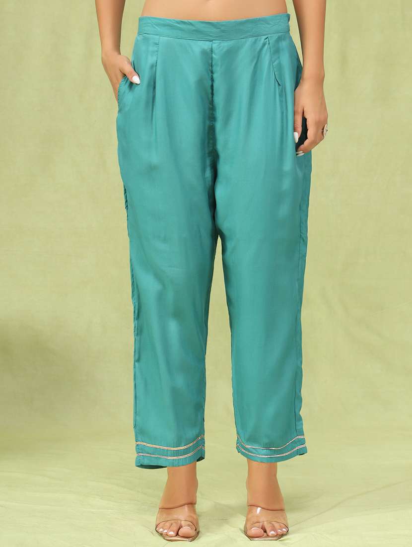 women three quarter sleeve kurta pant with dupatta set - 21684279 -  Standard Image - 3