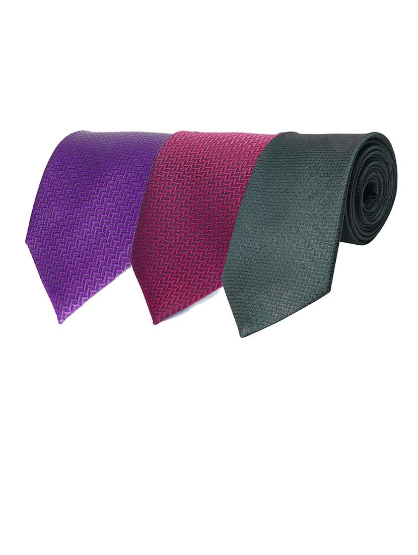 men elegant combo of self-textured ties