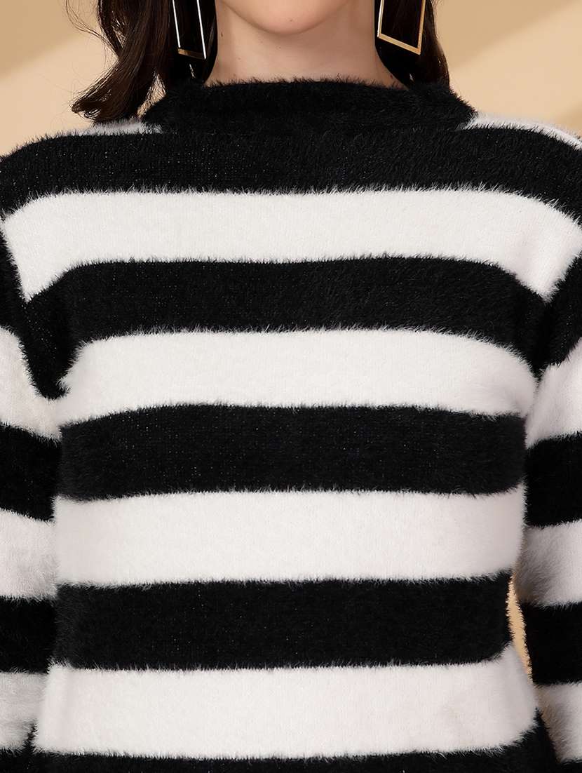 women striped long sleeves pullover - 21686327 - Standard Image - 5