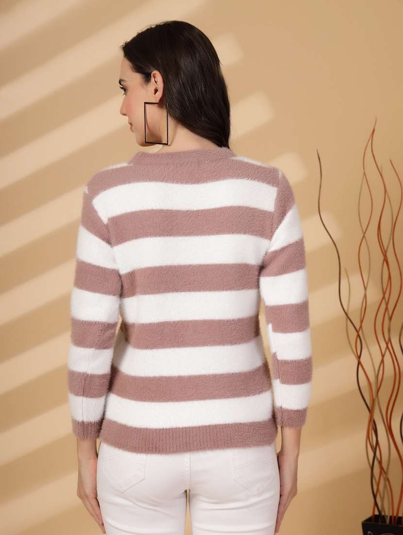 women striped long sleeves pullover - 21686329 -  Standard Image - 3