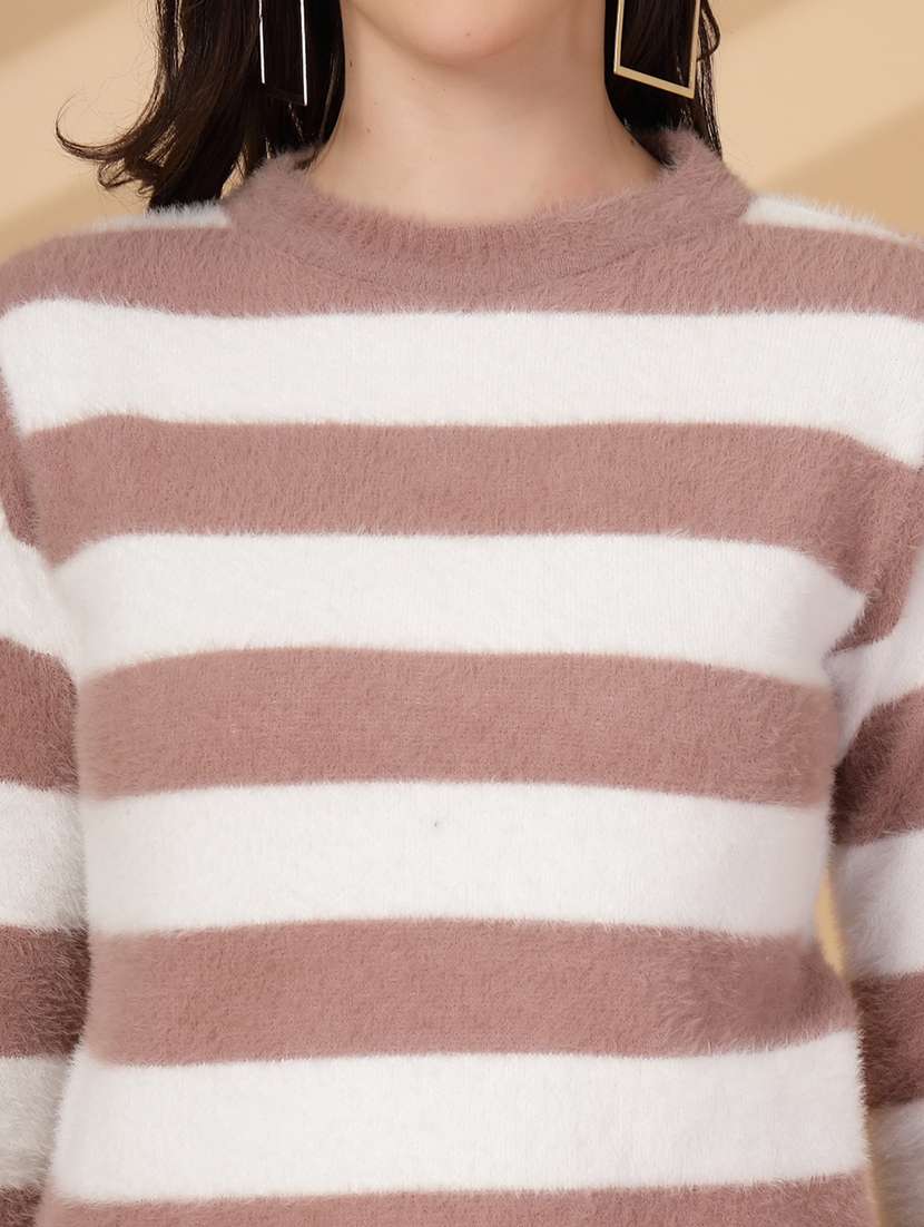 women striped long sleeves pullover - 21686329 -  Standard Image - 5