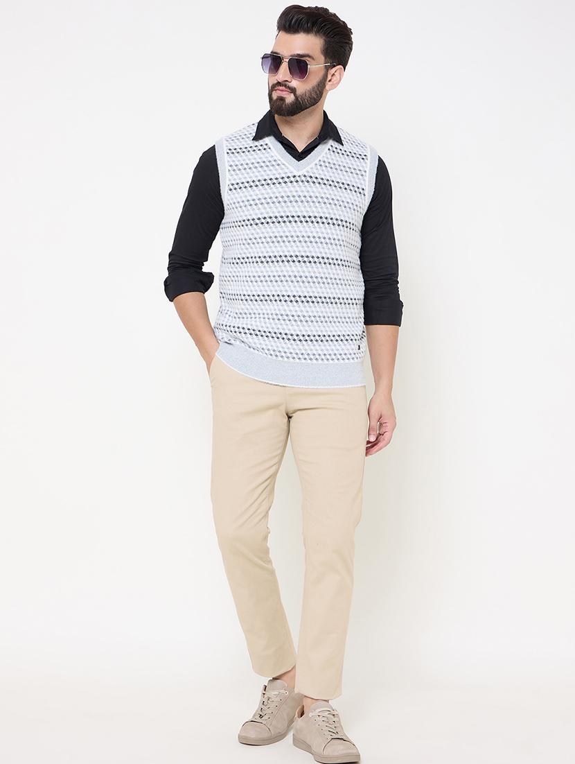 men sleeveless self design pullover - 21686364 - Standard Image - 3