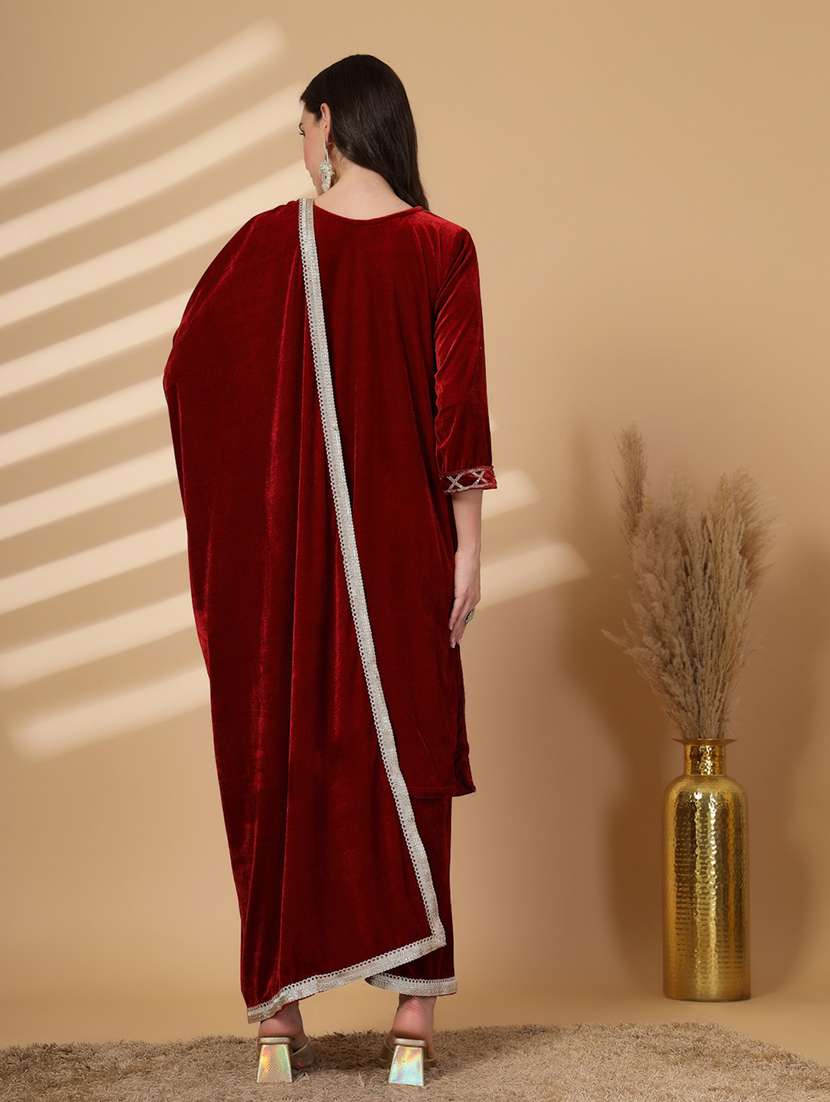 women embellished winter wear suit set - 21686396 -  Standard Image - 3