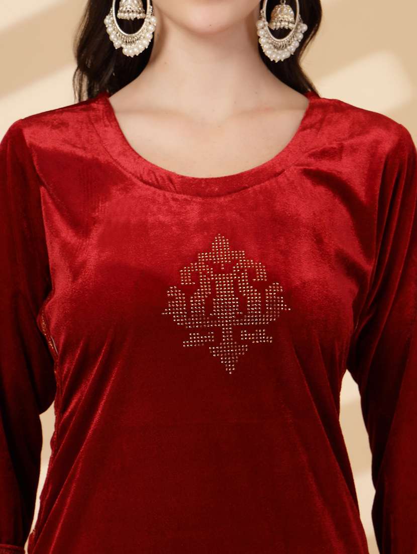 women embellished winter wear suit set - 21686396 -  Standard Image - 5