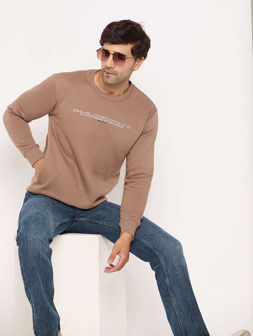 men long sleeves chest print sweatshirt - 21686419 -  Standard Image - 3