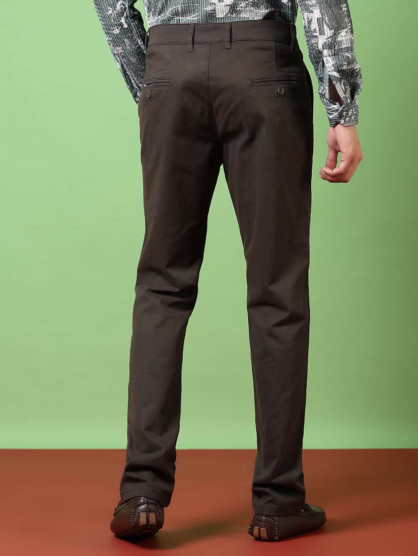 men solid mid rise chinos trouser - 21686697 - Standard Image - 3
