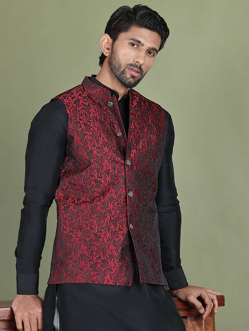 men self design kurta pyjama with jacket ethnic wear set - 21687075 - Standard Image - 3