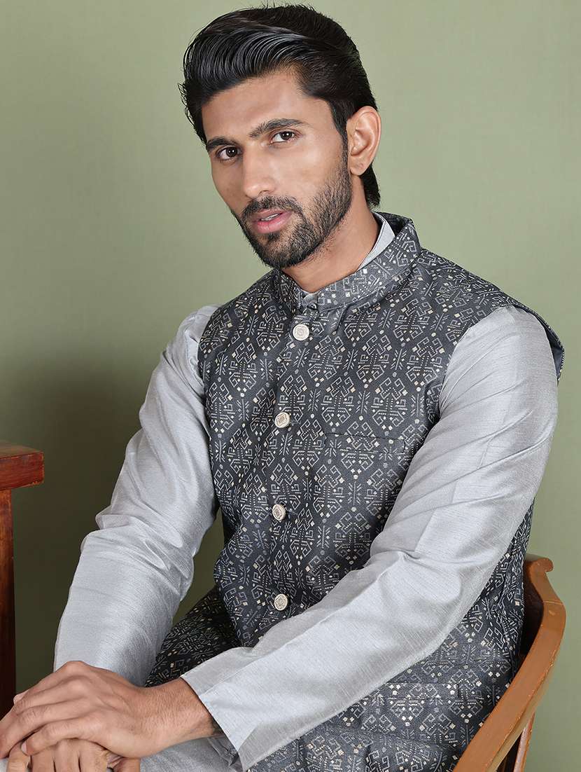 men printed kurta pyjama with jacket ethnic wear set - 21687083 -  Standard Image - 3