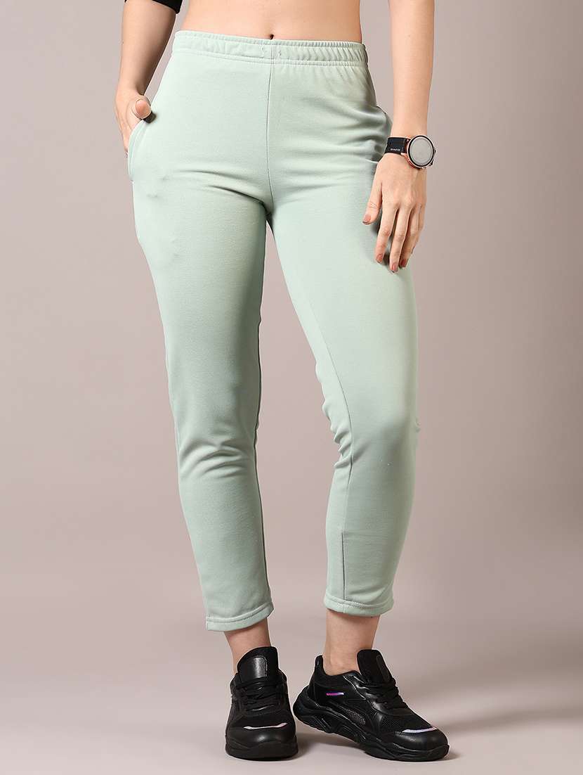 women solid mid rise track pant