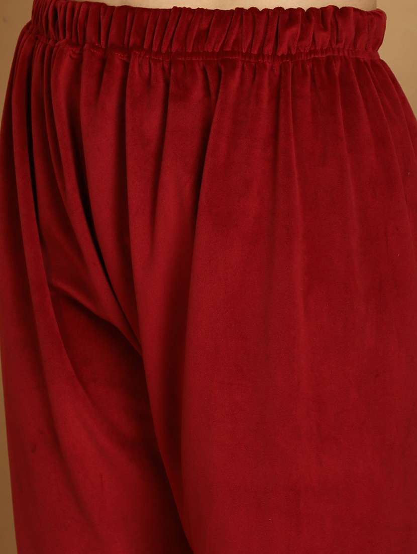 women solid velvet nightwear set - 21687843 - Standard Image - 5